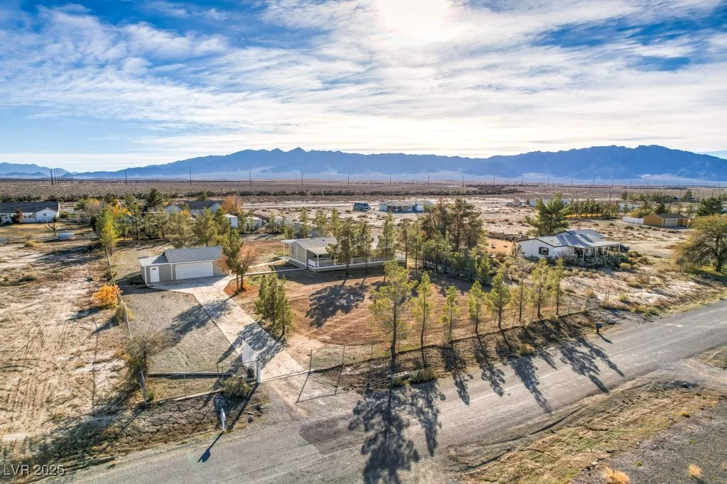 261 Falcon, Pahrump, NV 89048