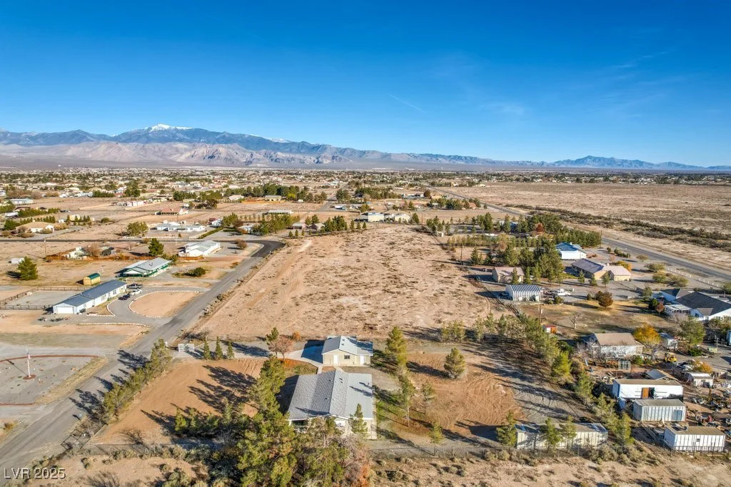 261 Falcon, Pahrump, NV 89048