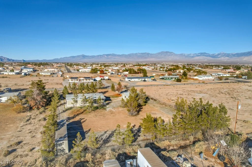 261 Falcon, Pahrump, NV 89048
