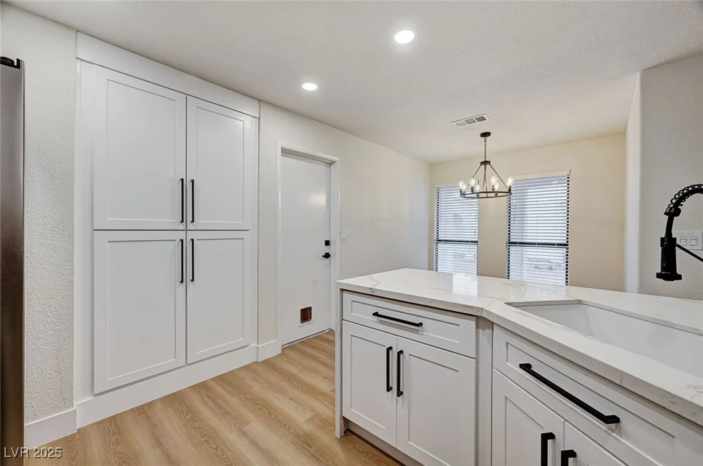 3948 Cobble Creek, Las Vegas, NV 89108