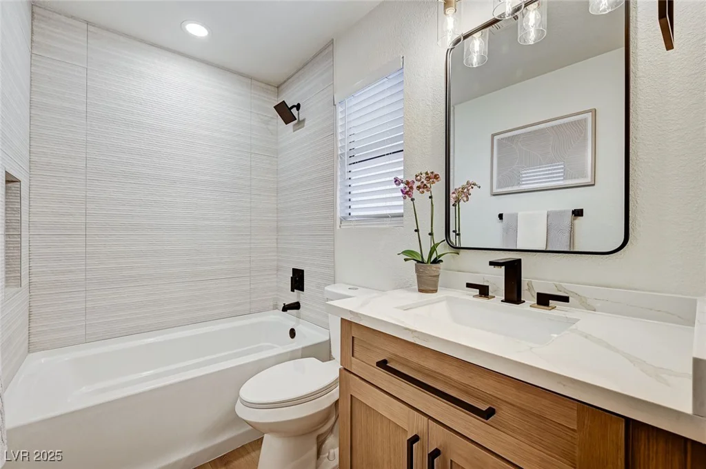 3948 Cobble Creek, Las Vegas, NV 89108