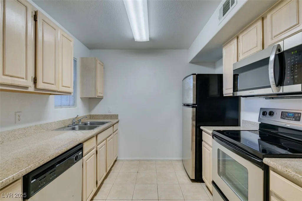 555 Silverado Ranch, Las Vegas, NV 89183