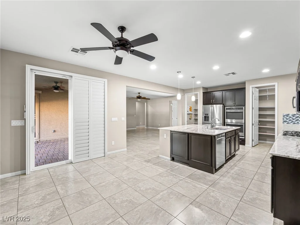 3804 Vincelli, North Las Vegas, NV 89031