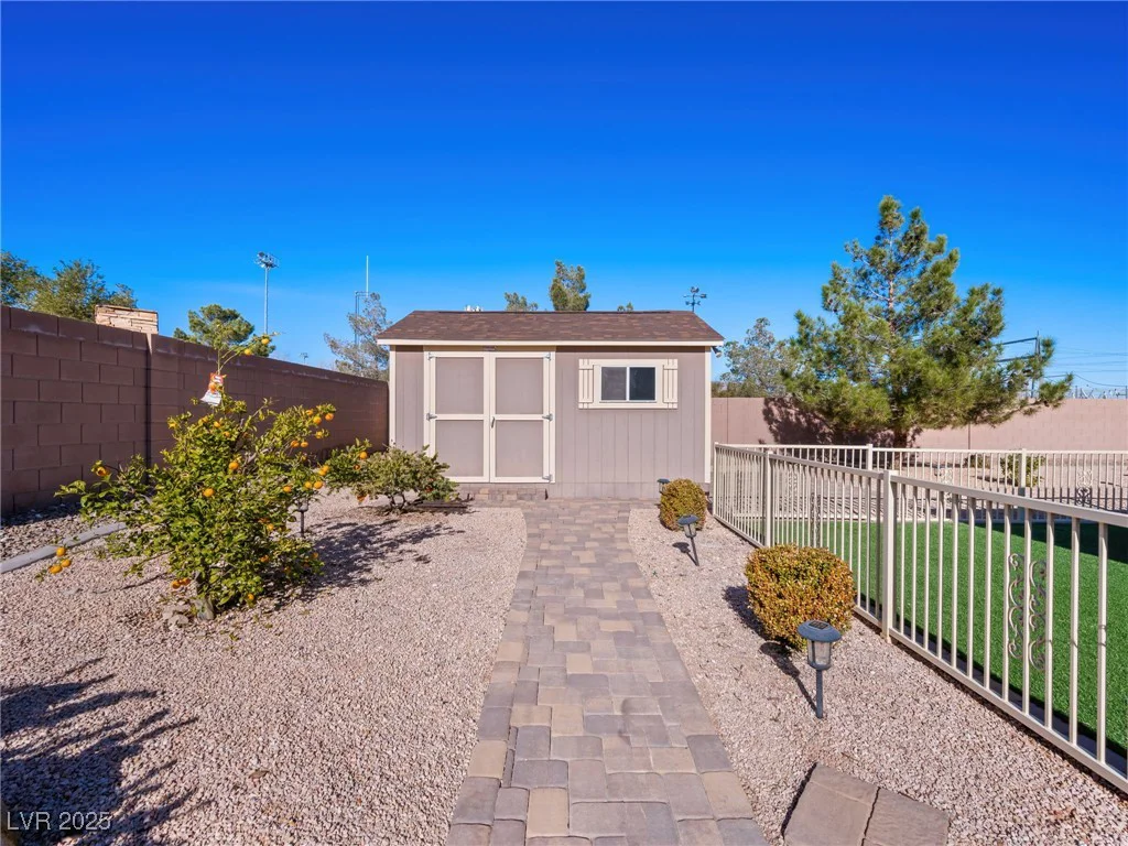 3804 Vincelli, North Las Vegas, NV 89031