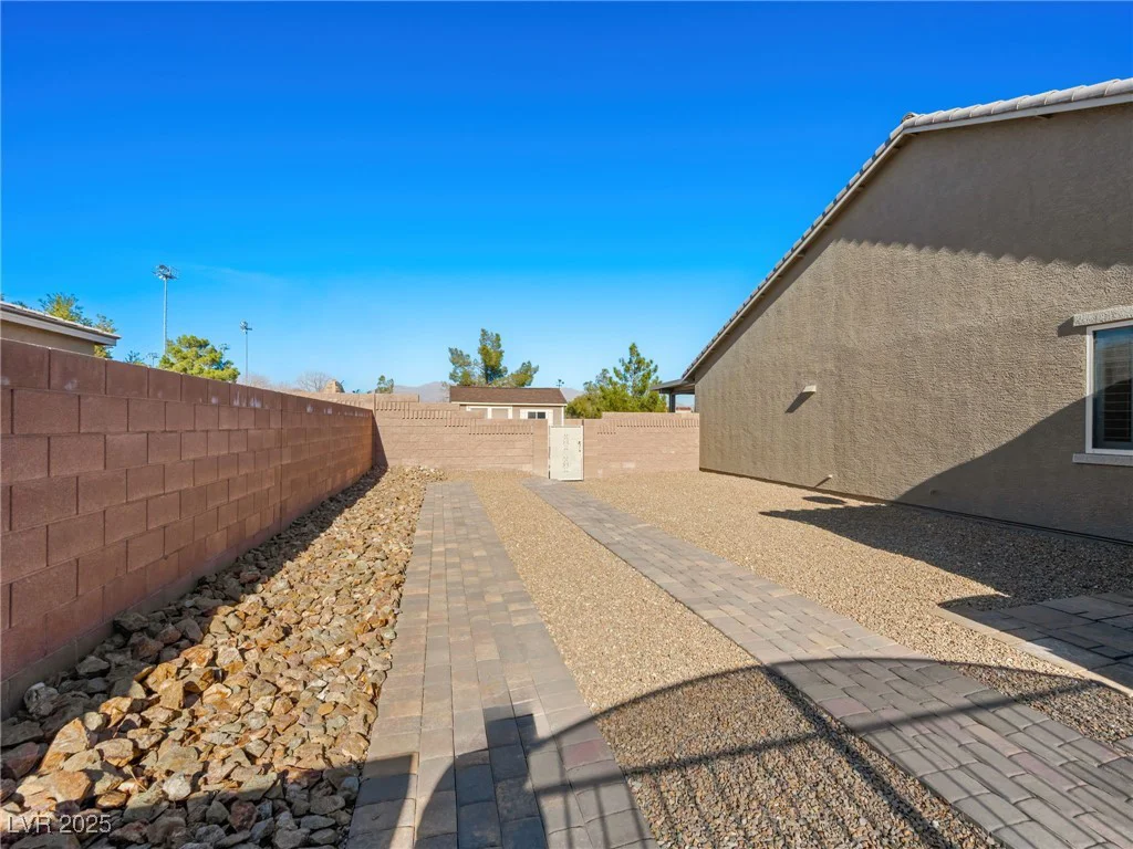 3804 Vincelli, North Las Vegas, NV 89031