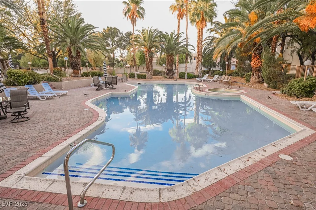 6480 Annie Oakley, Las Vegas, NV 89120