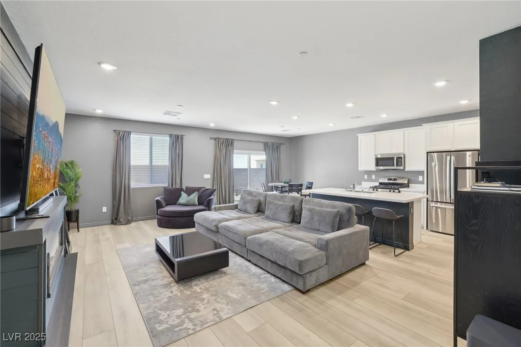 9714 Harper Edge, Las Vegas, NV 89143