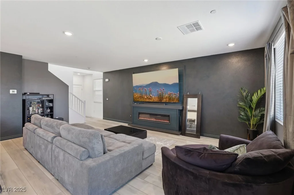 9714 Harper Edge, Las Vegas, NV 89143