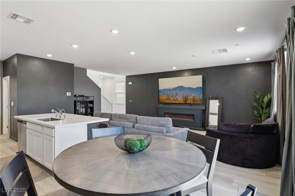 9714 Harper Edge, Las Vegas, NV 89143