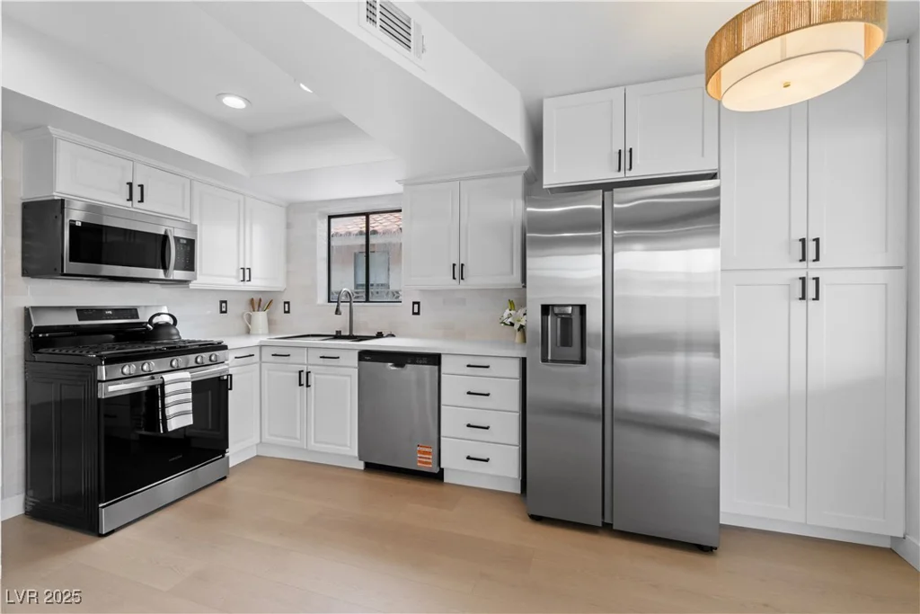 1254 Finale, Las Vegas, NV 89119
