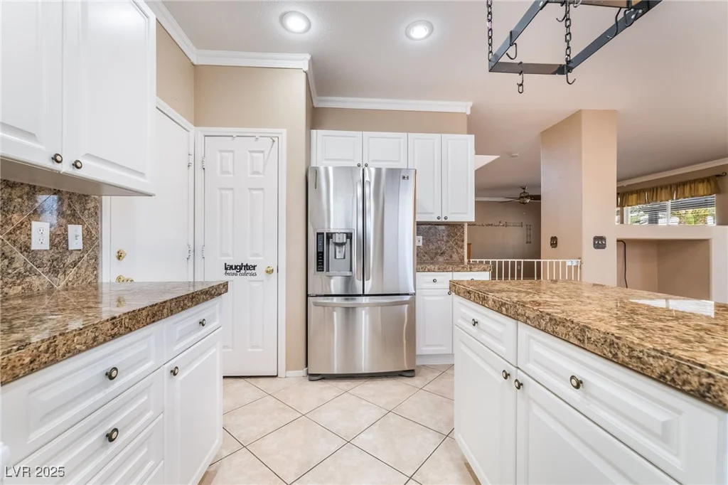 894 Sir Winston, Henderson, NV 89052