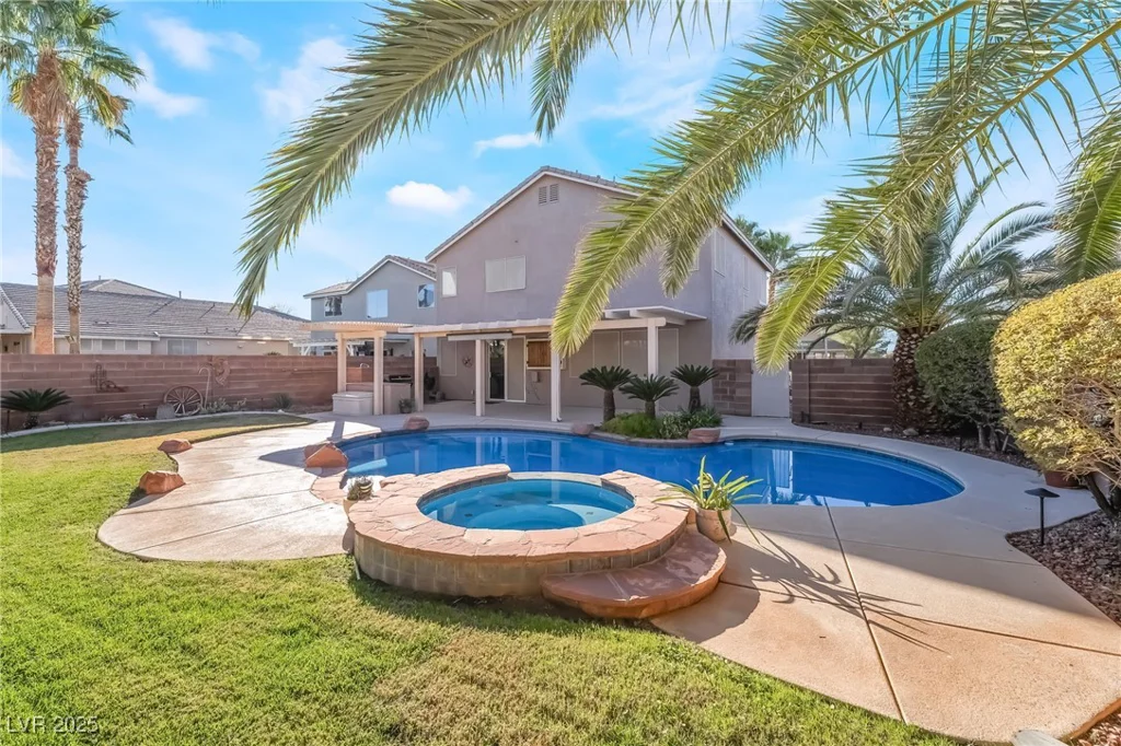 894 Sir Winston, Henderson, NV 89052