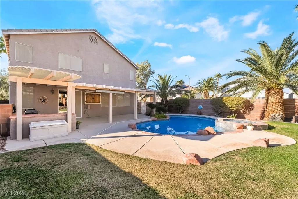 894 Sir Winston, Henderson, NV 89052