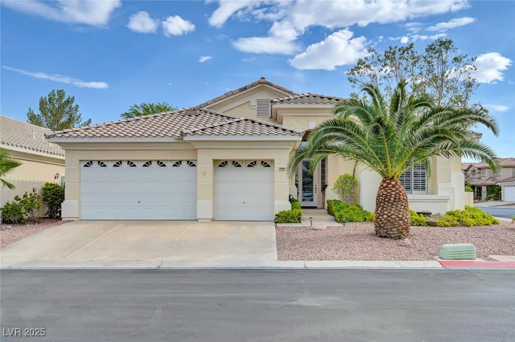 8809 Las Olivas, Las Vegas, NV 89147