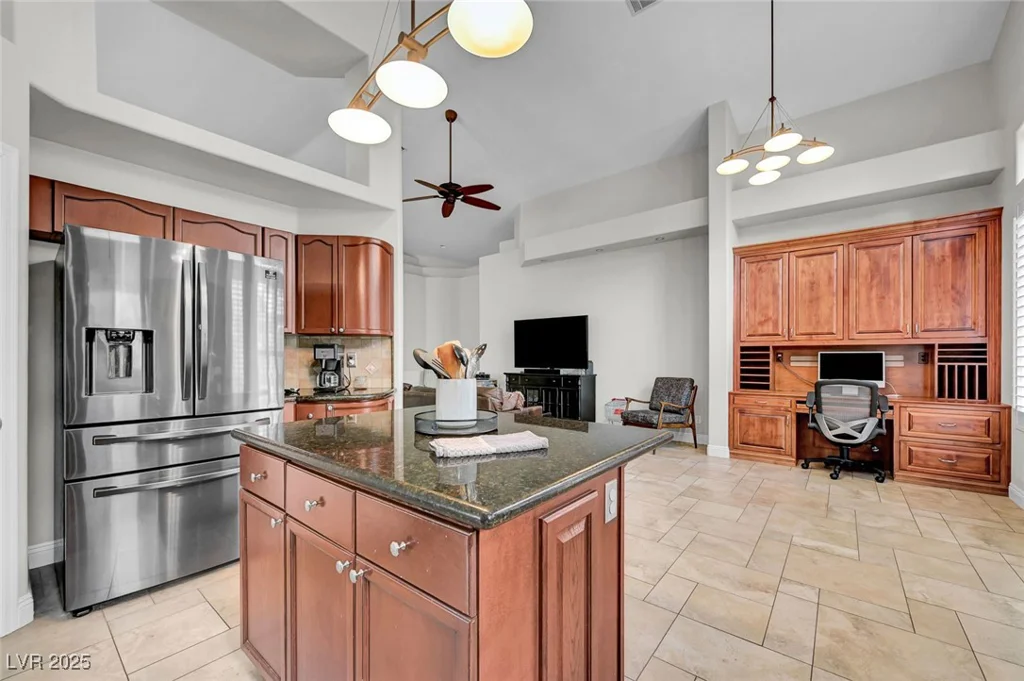 8809 Las Olivas, Las Vegas, NV 89147