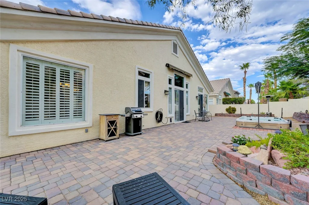 8809 Las Olivas, Las Vegas, NV 89147