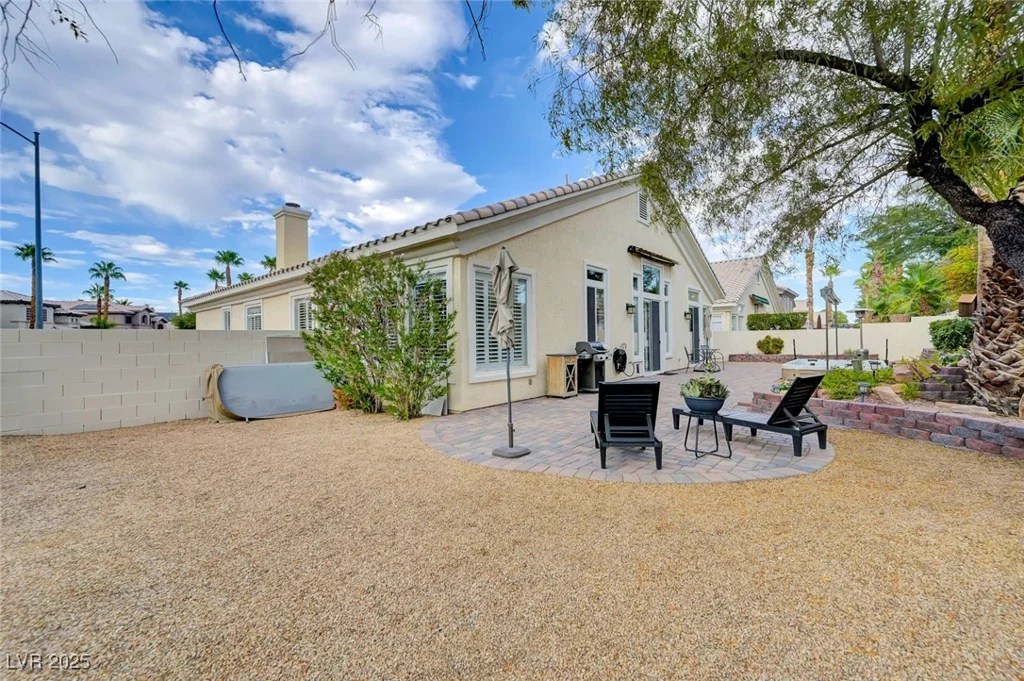 8809 Las Olivas, Las Vegas, NV 89147