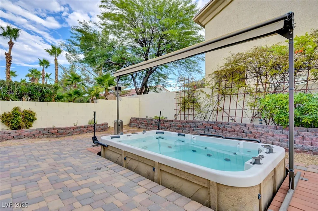 8809 Las Olivas, Las Vegas, NV 89147