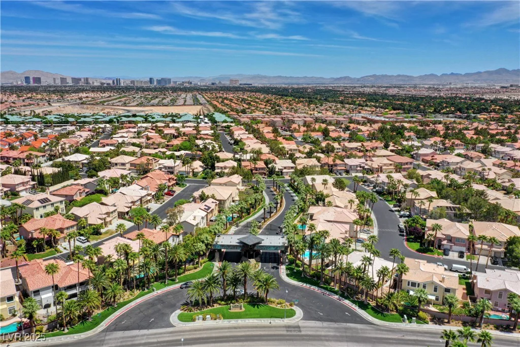 8809 Las Olivas, Las Vegas, NV 89147