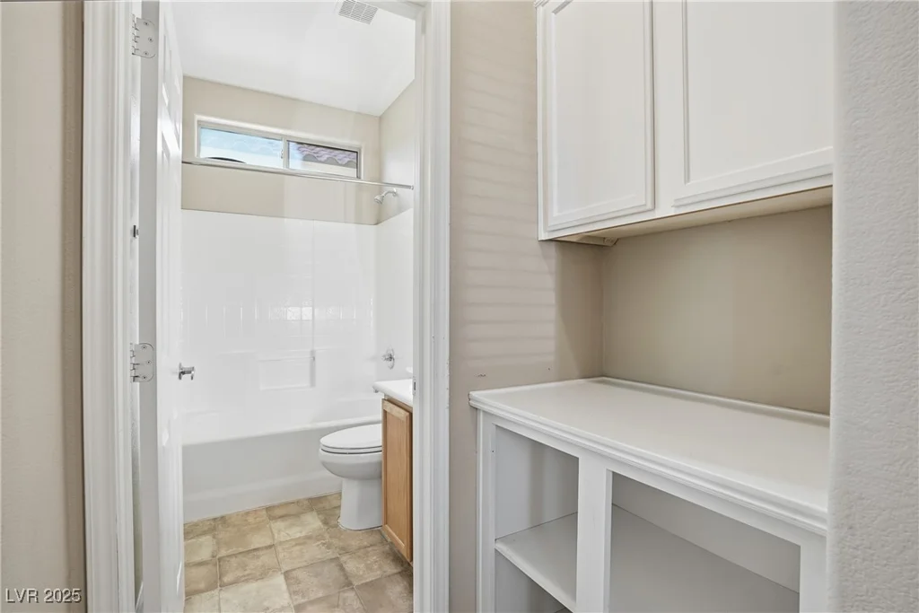 7321 Rietz Canyon, Las Vegas, NV 89131