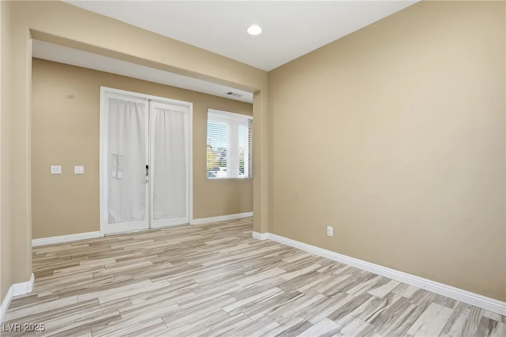 7321 Rietz Canyon, Las Vegas, NV 89131