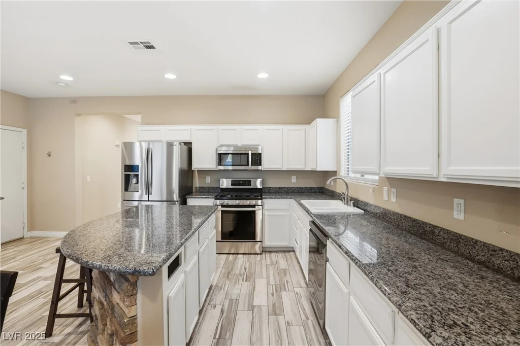 7321 Rietz Canyon, Las Vegas, NV 89131