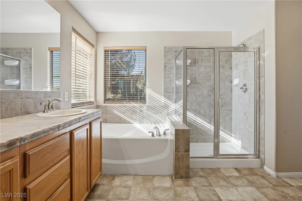 7321 Rietz Canyon, Las Vegas, NV 89131