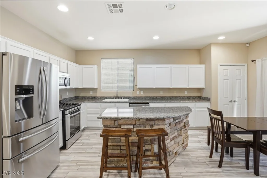 7321 Rietz Canyon, Las Vegas, NV 89131