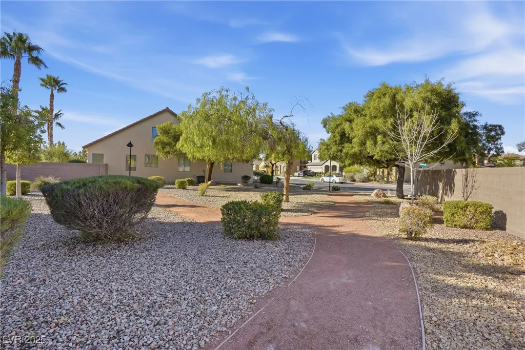7321 Rietz Canyon, Las Vegas, NV 89131