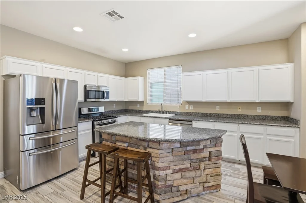 7321 Rietz Canyon, Las Vegas, NV 89131
