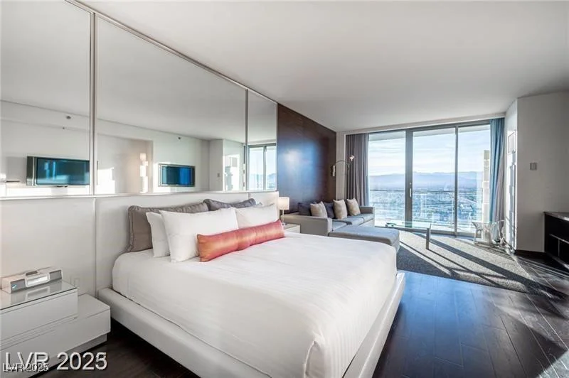 4381 Flamingo, Las Vegas, NV 89103