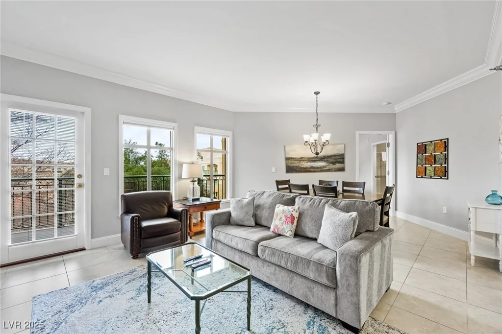 30 Strada Di Villaggio, Henderson, NV 89011