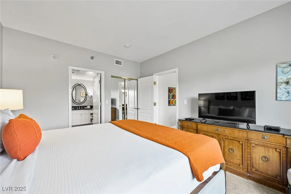 30 Strada Di Villaggio, Henderson, NV 89011
