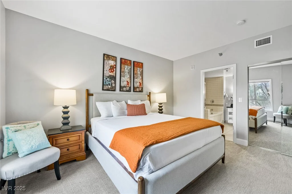 30 Strada Di Villaggio, Henderson, NV 89011
