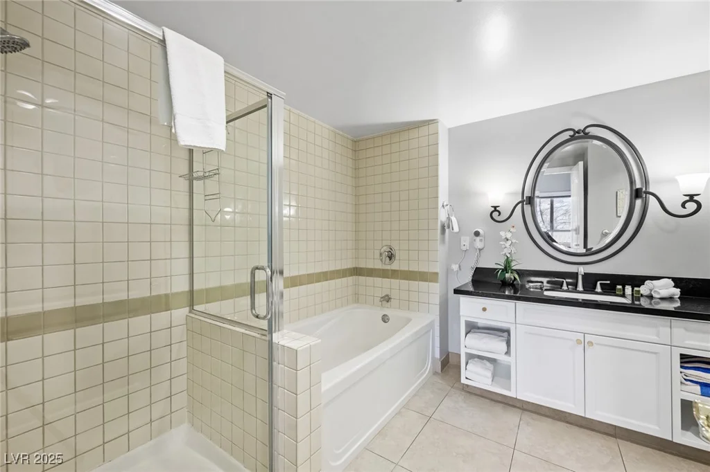30 Strada Di Villaggio, Henderson, NV 89011
