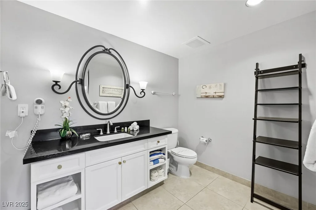30 Strada Di Villaggio, Henderson, NV 89011