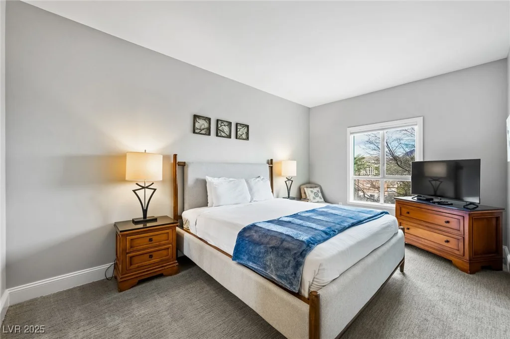 30 Strada Di Villaggio, Henderson, NV 89011