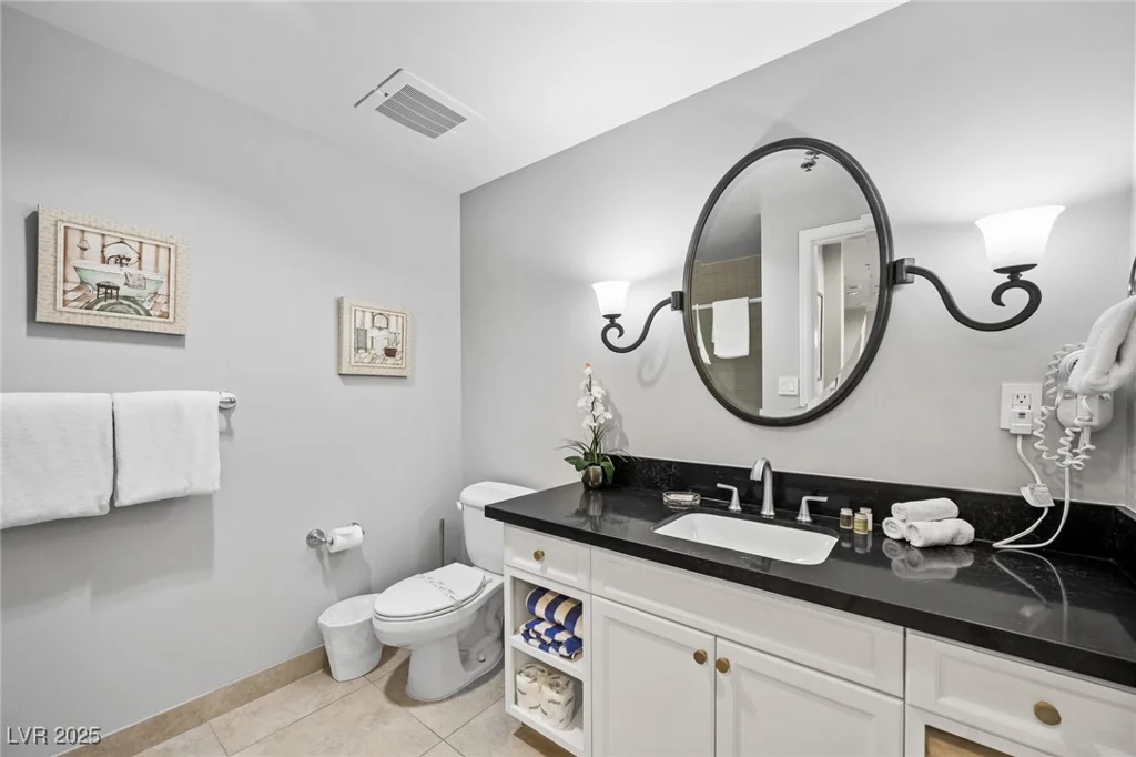 30 Strada Di Villaggio, Henderson, NV 89011