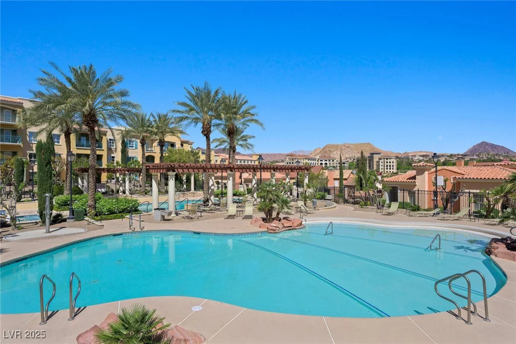 30 Strada Di Villaggio, Henderson, NV 89011