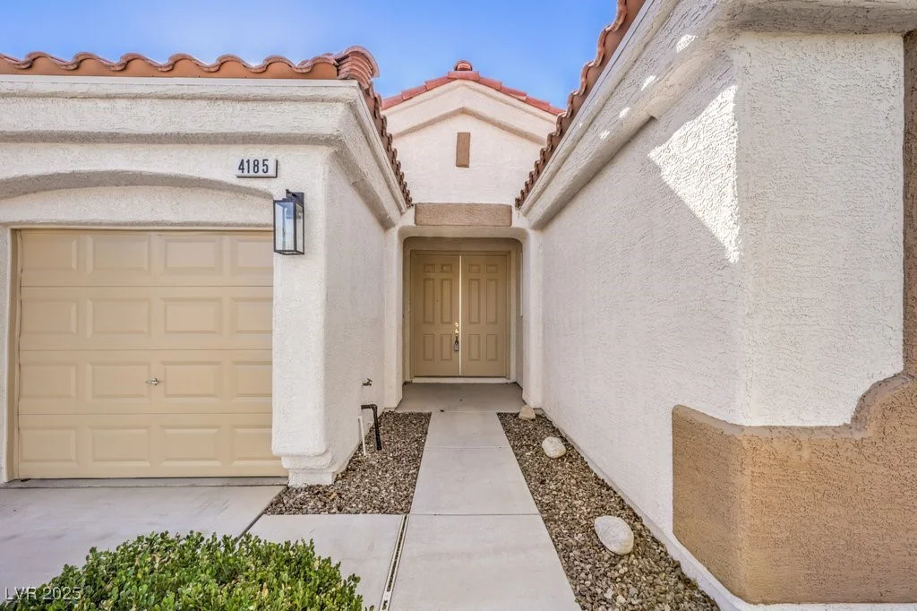 4185 Mita, Las Vegas, NV 89141
