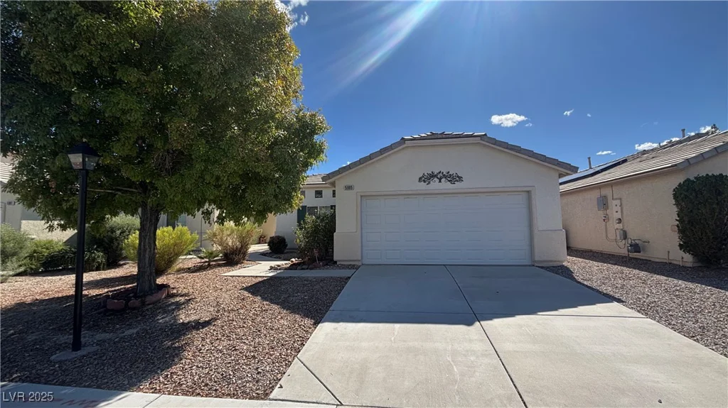 5005 Whispering Spring, Las Vegas, NV 89131