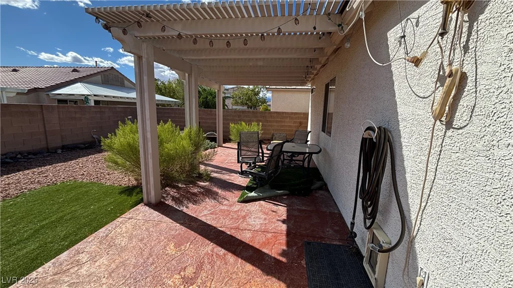 5005 Whispering Spring, Las Vegas, NV 89131