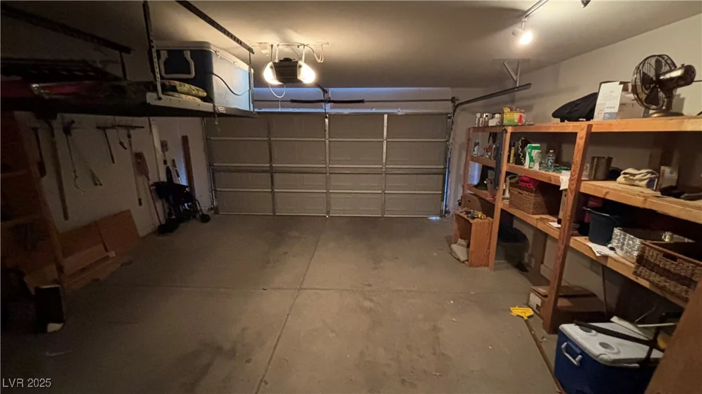 5005 Whispering Spring, Las Vegas, NV 89131