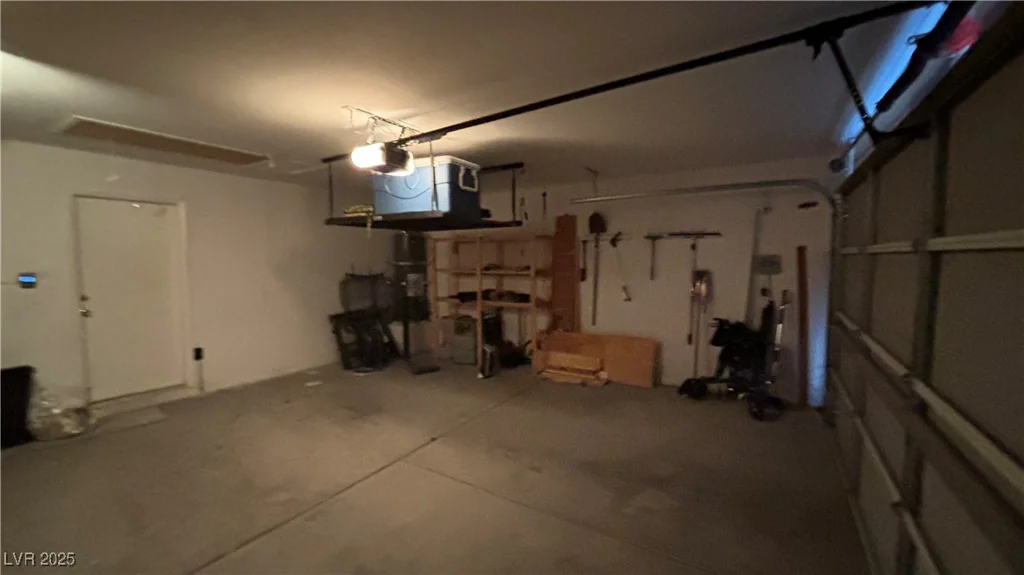 5005 Whispering Spring, Las Vegas, NV 89131