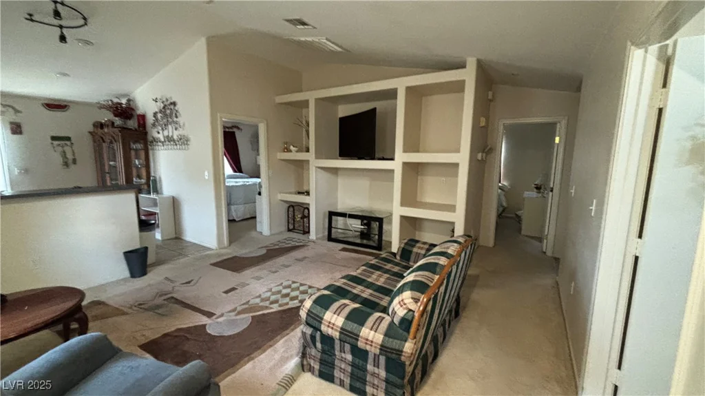 5005 Whispering Spring, Las Vegas, NV 89131