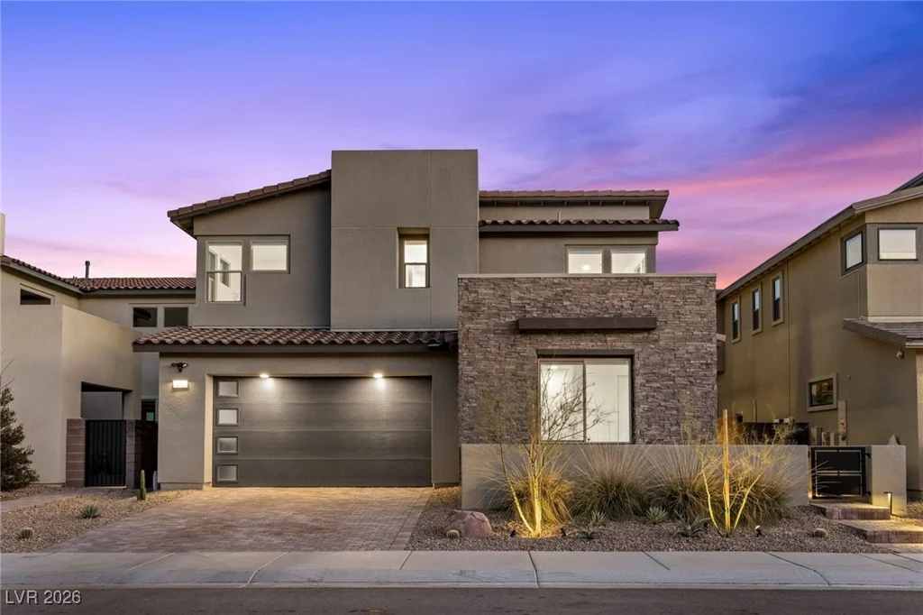 400 Crown Mesa, Las Vegas, NV 89138