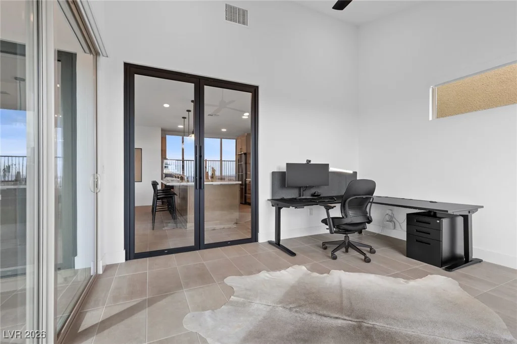 400 Crown Mesa, Las Vegas, NV 89138