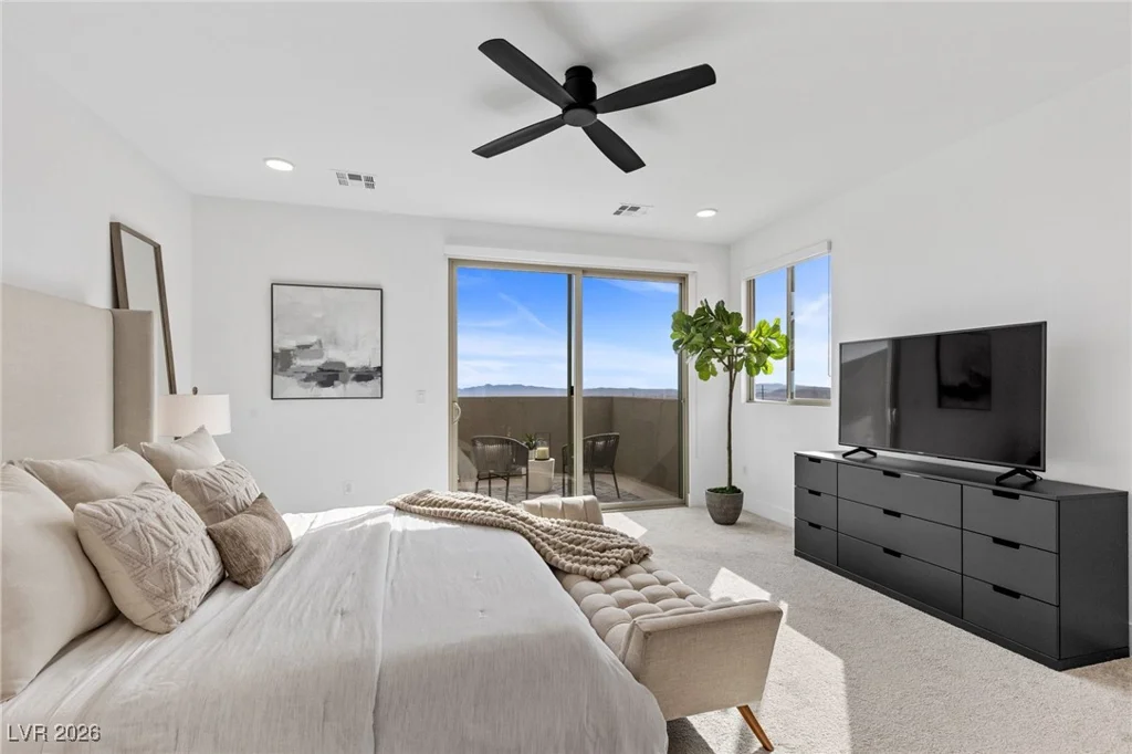 400 Crown Mesa, Las Vegas, NV 89138