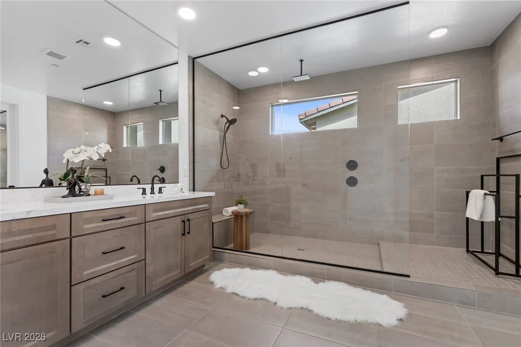 400 Crown Mesa, Las Vegas, NV 89138