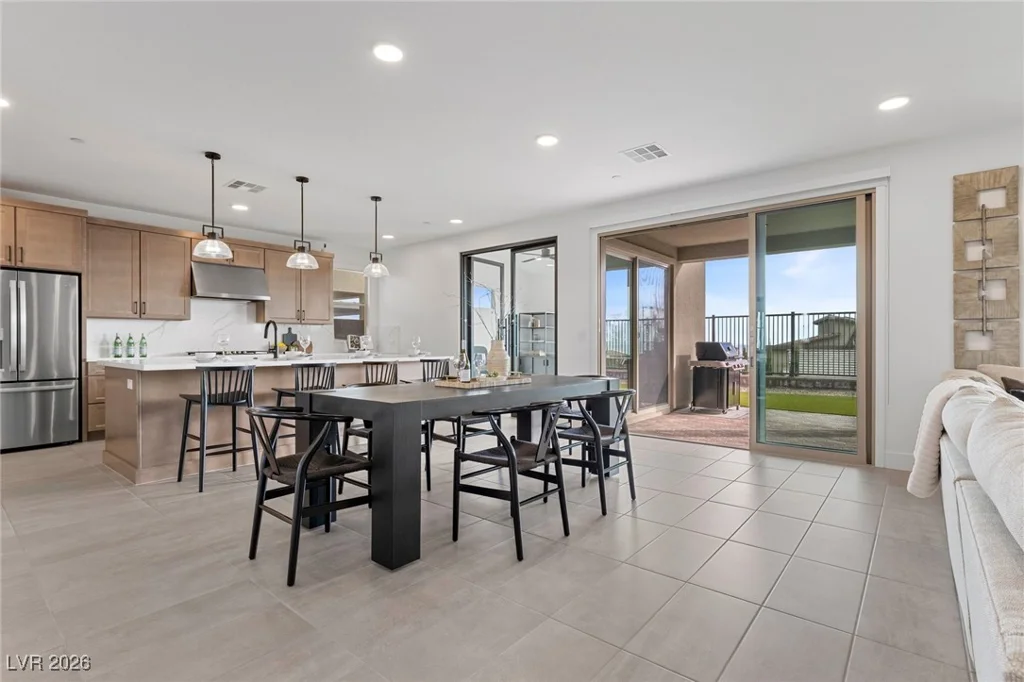 400 Crown Mesa, Las Vegas, NV 89138